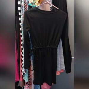 Elegant Black Long Sleeve Dress